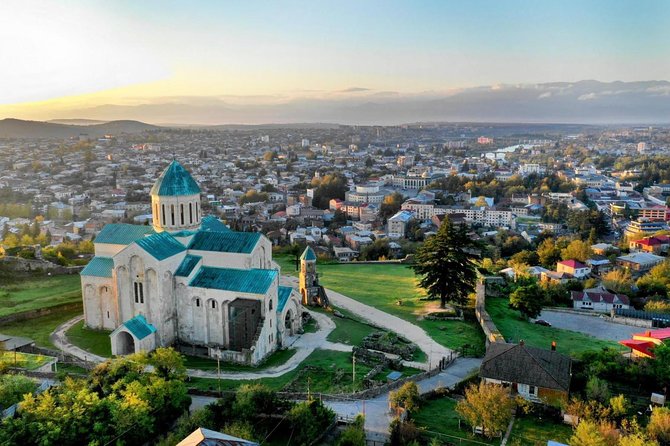 2-Day Kutaisi Tour: Caves, Canyons & Soviet Sanatoriums - Leaving Tbilisi for western Georgia