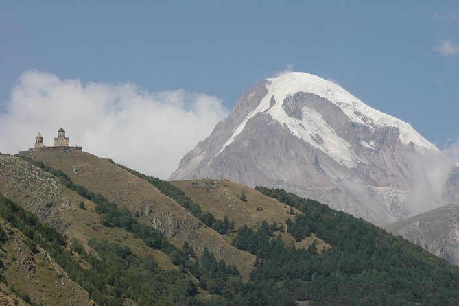 2 Days Private Tour to Kazbegi and Juta Village with Trekking - Jvari Church and the first view over Georgia