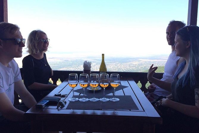 3 Organic Wineries Private Day Trip to Wine Province With Lunch and Tastings - Gombori Pass: a short mountain pause