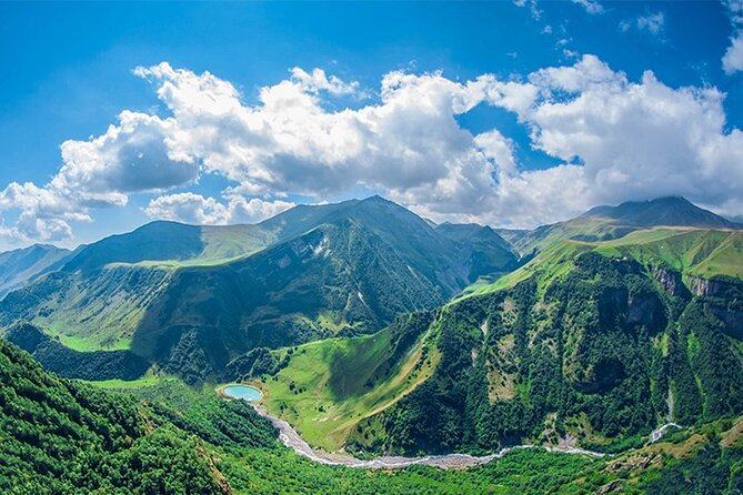 A 6-Day Private Expedition into Rich Heritage - Who will enjoy this trip most?