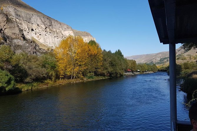 BORJOMI, RABATI & VARDZIA - Group Tour from Kutaisi - What the guide adds to the day