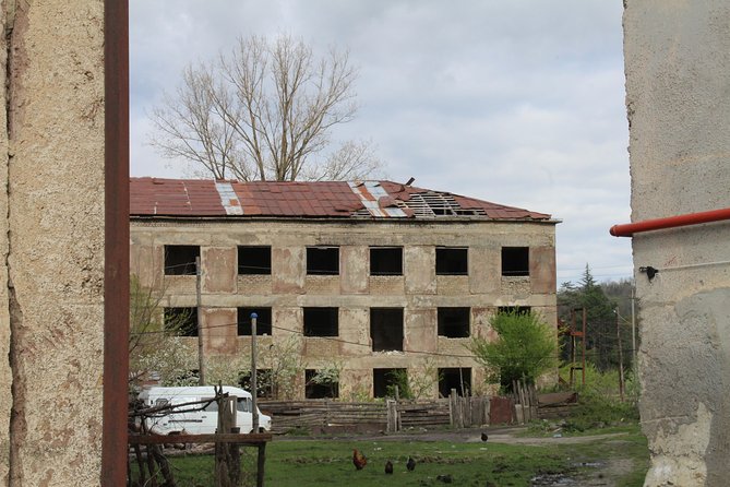 Chiatura. Soviet Past in the present. + Katskhi pillar - FAQ