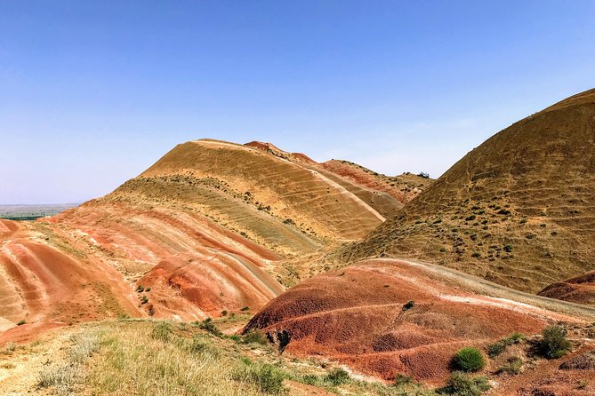 David Gareji and Real Rainbow Mountains Off-Road adventure + hike - Natlismtsemeli offers the quieter monastery visit