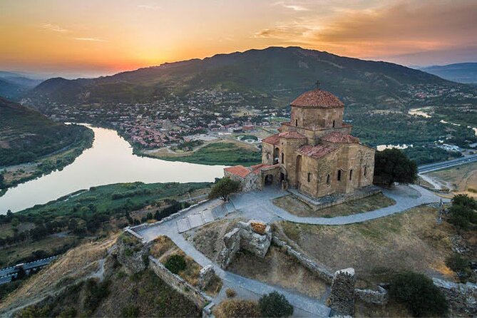 Day Tour Tbilisi - Mtskheta - Jvari - Chronicles of Georgia Monument-Tbilisi - Why this route works in one long day