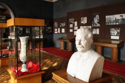 Day tour to Chronicles of Georgia, Gori city, Uplistsikhe cave