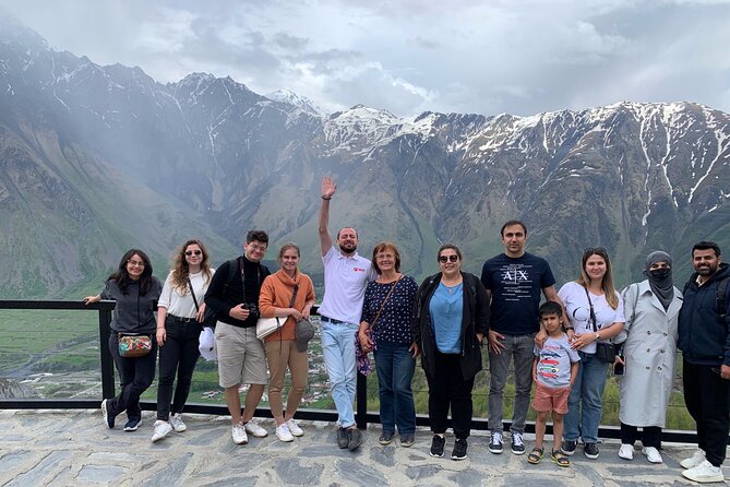 Day tour to mountains Jinvali lake, Ananuri, Kazbegi, Arch friendship - What the vehicle and guide add to the day