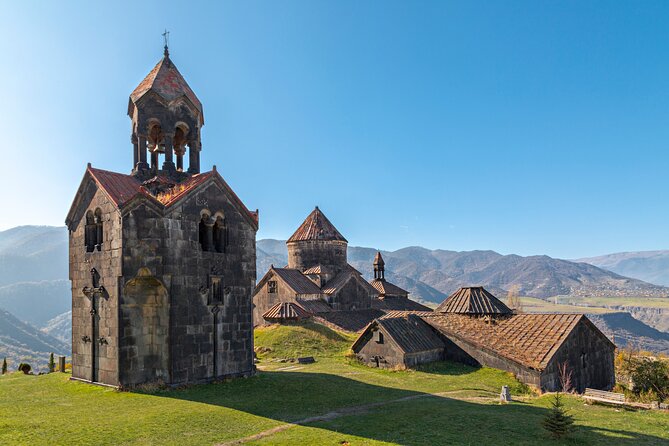 Day Trip to Armenia Including Homemade Lunch - Guides, drivers, and the group atmosphere