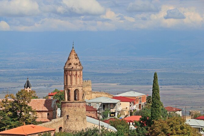 From Tbilisi: 4-day Tour in Georgia with Airport Transfers - Day three: Kakheti wine, bread, and Sighnaghi