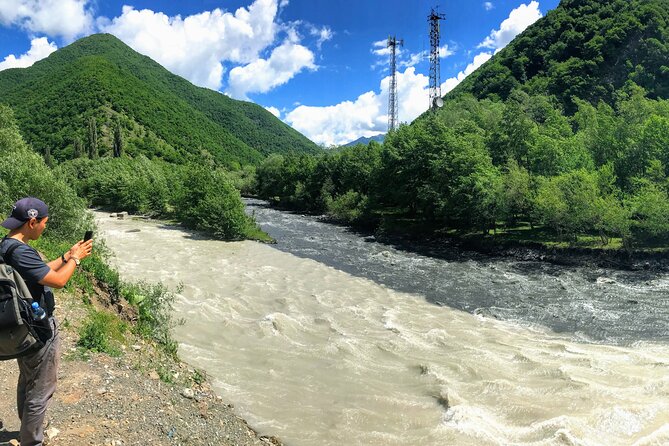 From Tbilisi: Kazbegi Ananuri Gudauri and Trusso Valley by 4x4 - The two Aragvi rivers and the road to Gudauri