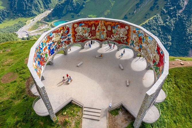 From Tbilisi: Kazbegi Day Tour, Gergeti Trinity, Ananuri &Gudauri - Reaching Stepantsminda and Gergeti Trinity Church