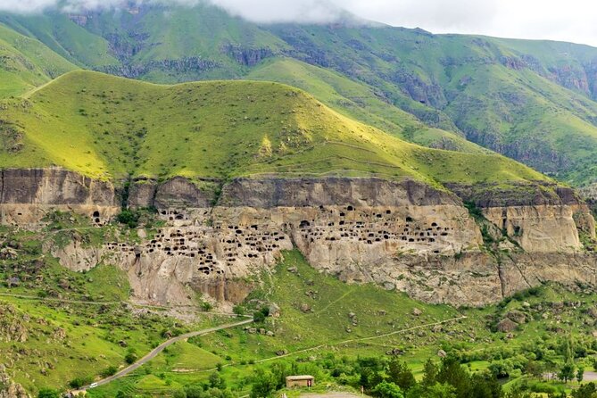 Full Day Private Tour in Vardzia, Rabati and Borjomi with Guide - Rabati Castle and its mix of faiths