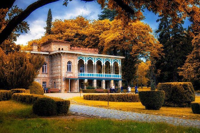 Full Day Tour in Sighnaghi Bodbe Tsinandali from Tbilisi - The guide can make or break the day