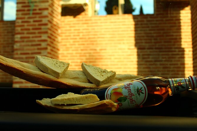 Georgian Essence: Cultural Immersion in a week - Day 2: Qvevri craft and a schedule that needs checking