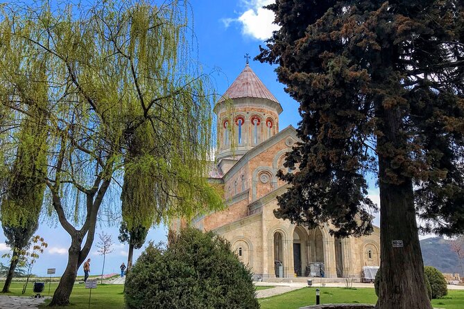 Grand tour to Kakheti for wine lovers: Telavi-Kvareli-Sighnaghi - Khareba Winery and the cost of tasting