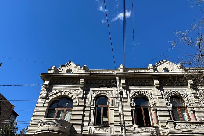 Jewish Heritage Walking Tour with Kosher Wine Tasting - The Little Synagogue shows a different side of the city