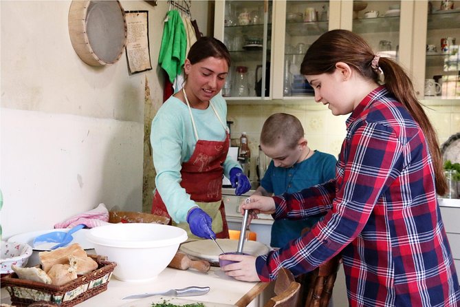 Join a Local for a Market Tour, Cooking Class and Meal in her Tbilisi Home - Who should book this experience?