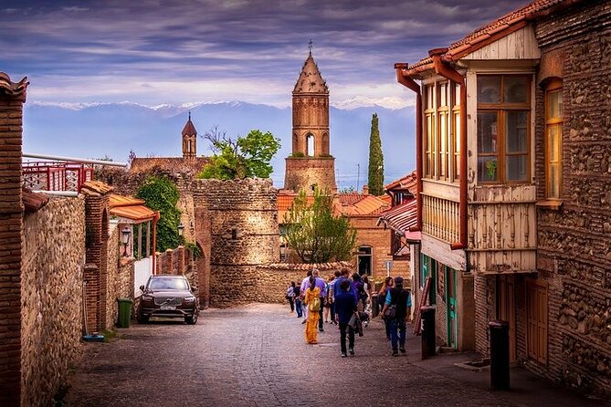 Kakheti Wine & Sighnaghi Private Tour from Tbilisi - Badiauri bread: watch shotis puri come from the tone