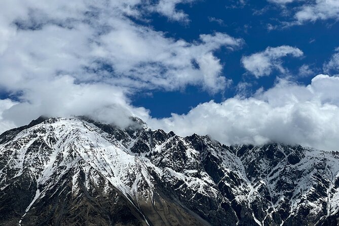 Kazbegi-Ananuri-Gudauri: Epic Views & History (Group) - Dariali Gorge, a church fortress, and Georgian wine