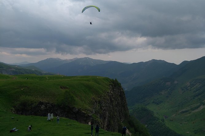 Kazbegi Day Trip (Jinvali, Ananuri, Gudauri, Gergeti church) - Stepantsminda and the first Gergeti view