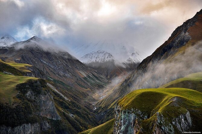 Kazbegi Gudauri Ananuri: Full Day Group Tour - Why this Georgian Military Road day works