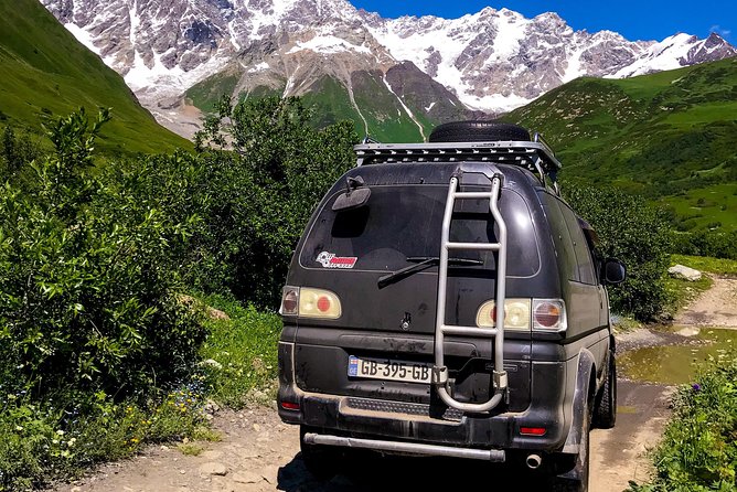 Kazbegi Tour from Tbilisi 2022 - Food, clothing, and what to bring