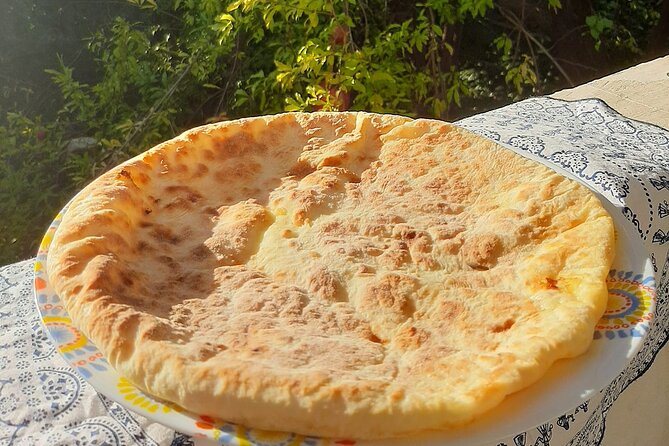 Kutaisi : Authentic Georgian Dining Experience at Local Family - Booking, timing, and cancellation details