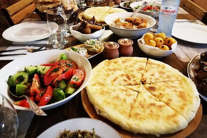 Kutaisi : Authentic Georgian Dining Experience at Local Family - Why a homemade set menu matters