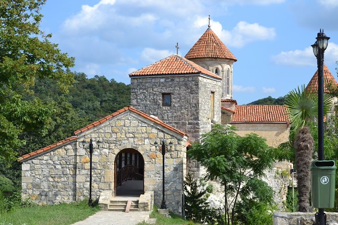 Kutaisi: Bagrati & Motsameta Religious Heritage Tour - Timing, pickup, and group comfort