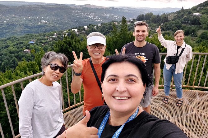 Kutaisi: Chiatura Cable Cars & Katskhi Pillar Guided Tour - Walking through Chiatura’s industrial town
