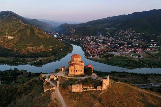 Mtskheta, Jvari, gori, uflistsikhe, history and panorama (group tours) - Mtskheta and the power of Svetitskhoveli