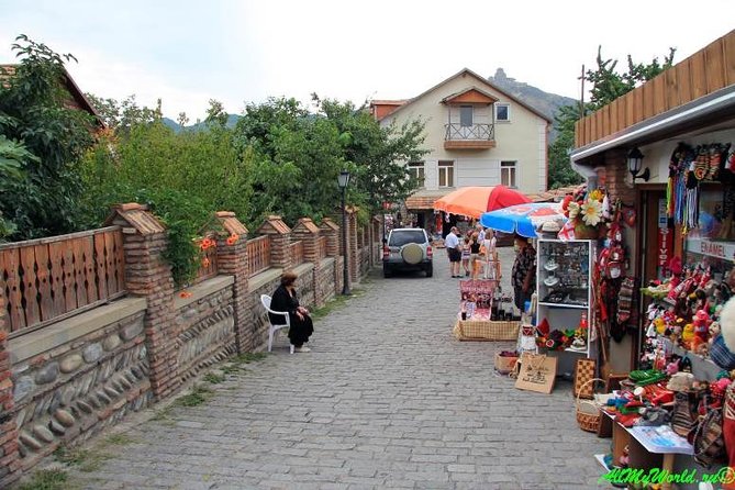 Mtskheta, Jvari, gori, uflistsikhe, history and panorama (Private tours) - Samtavro Church and the Georgian royal story