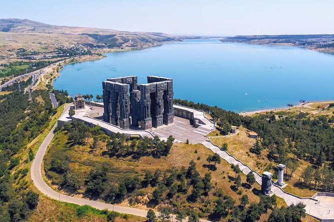 Mtskheta Uplistsikhe Borjomi in one day tour - Tbilisi Sea offers a short pause by the reservoir