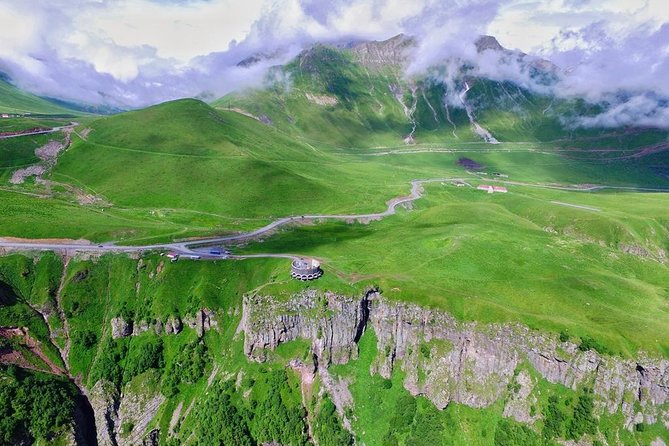 One day trip to highest mountains Kazbegi from Tbilisi - What the private format is really worth