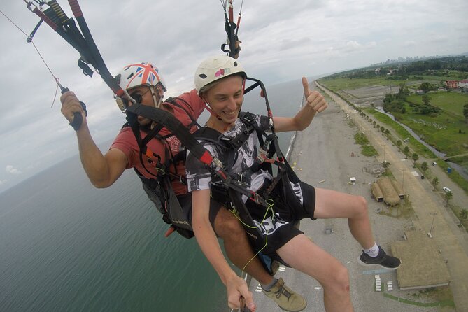 Paragliding tandem flights in Georgia - What to wear and bring to the meeting point