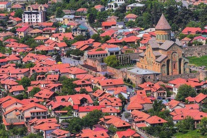 Private 4-Day Tours & Transfers from Tbilisi to Top Georgia Spots - Tbilisi Begins With Baths, Bridges, and Big City Views