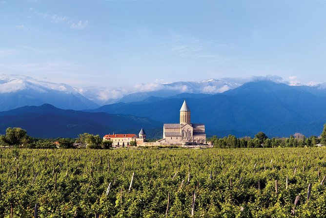 Private 4 days Food & Wine and Sightseeing tour to Kakheti, Kazbegi, Mtskheta. - What the private format and low price really mean