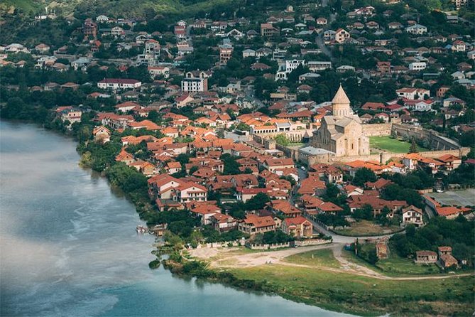 Private 5-Day Tours & Transfers from Tbilisi to Top Georgia Spots - Who should book this private Georgia itinerary?
