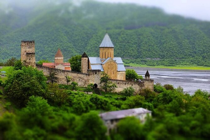 Private day Tour from Tbilisi to Kazbegi and Gudauri - Timing, comfort, and the road back to Tbilisi