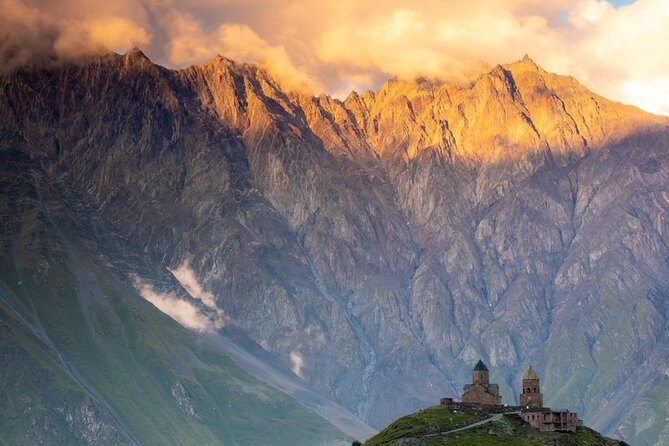 Private Kazbegi Tour: Gergeti, Ananuri & Scenic Views - Ananuri Castle and its carved stonework