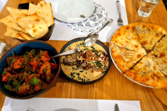 Private Tbilisi Food Tour: 9 Tastings Walk in Bohemian District - What the guide adds to the meal