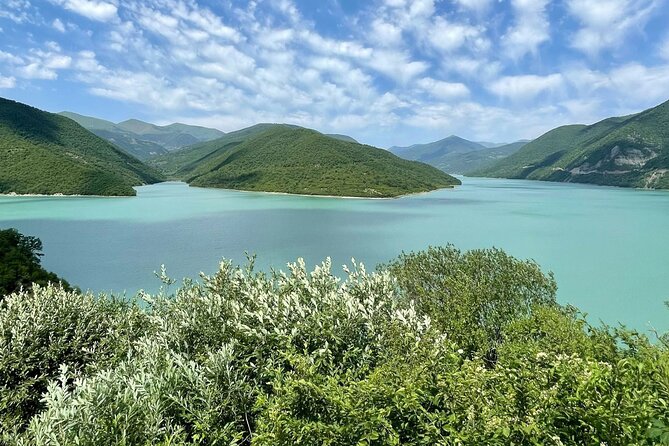 RACHA region with TSKHRAJVARI and wine tasting from Kutaisi - Two hours of wine in Khvanchkara