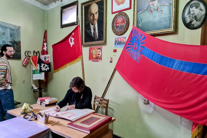 Soviet Tour - Hidden Tbilisi - Stop four: Stalin’s underground printing house