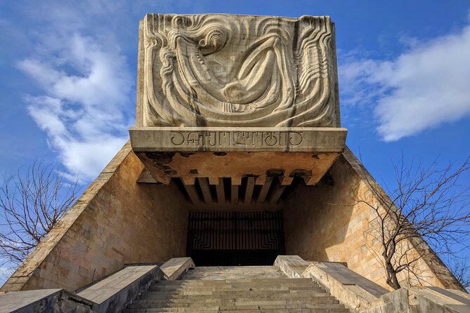 Soviet Tour - Hidden Tbilisi - A small group makes the history easier to follow