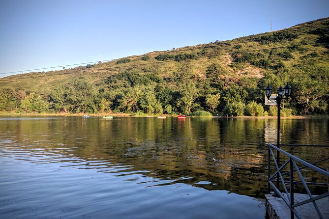 Tbilisi Lakes and Sightseeing tour - Turtle Lake: a quiet hour above the city