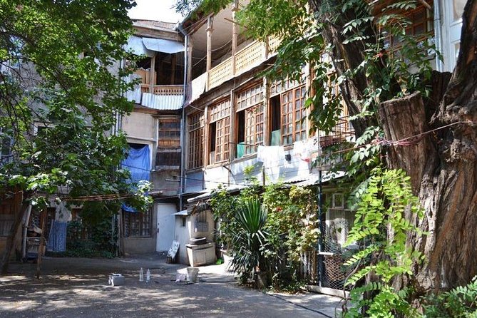 Tbilisi with all its glory and originality. (group walking tour) - Italian courtyards and the everyday character of the city
