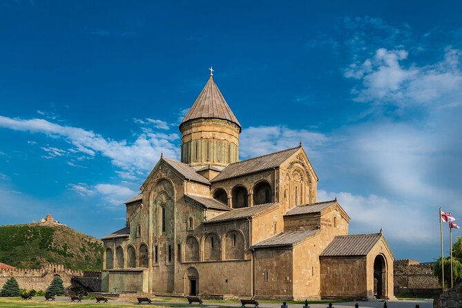 Two Capitals in One Day: Tbilisi and Mtskheta Combo Tour - The short ride to hilltop Jvari Church
